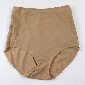NEW Wacoal Brief Underwear 6 Medium Beige 809387 NWOT